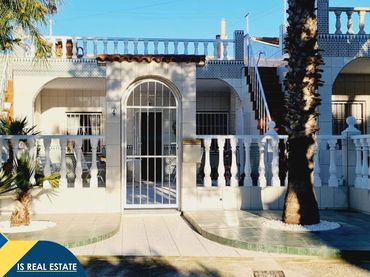 Maison mitoyenne à vendre à Zona Carrefour - Urbanizaciones