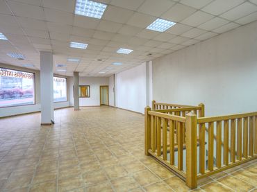 Gewerbefläche zum Verkauf in Avenida da Peregrina 14