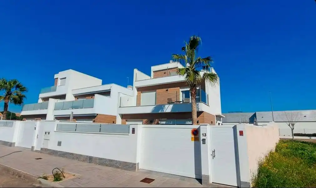 Bungalow avec piscine à vendre à Lugar Zona Valor 25, imagen 2