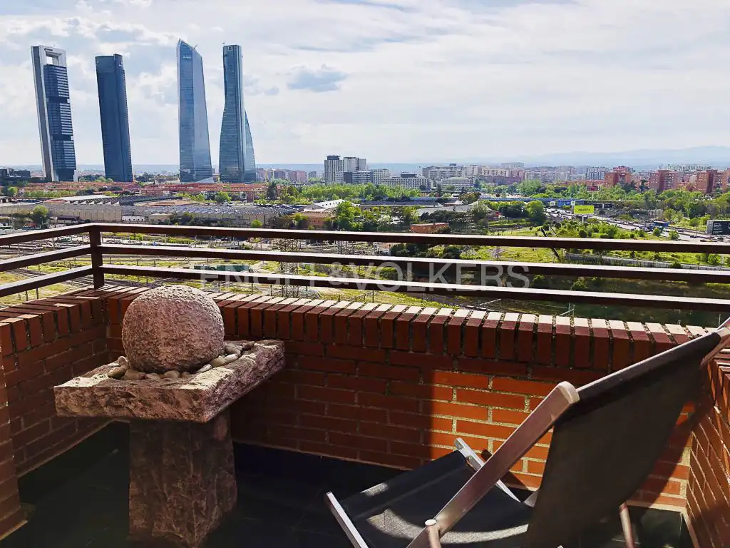 Terrace of Attic for sale in Madrid  with Air Conditioner, Heating and Private garden