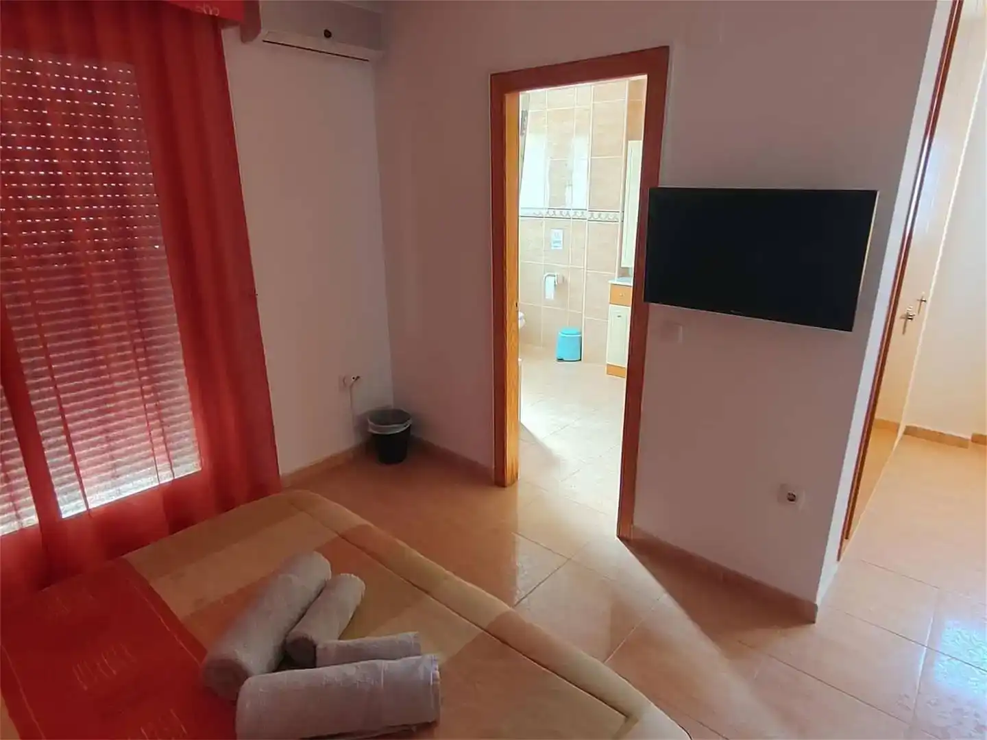Sala d'estar de Casa adosada en venda en Vilallonga / Villalonga amb Aire condicionat i Balcó