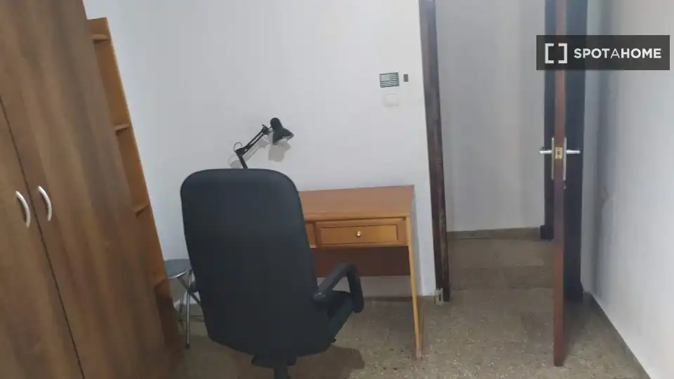 Piso para compartir en Moncada con Aire acondicionado, Calefacción y Amueblado