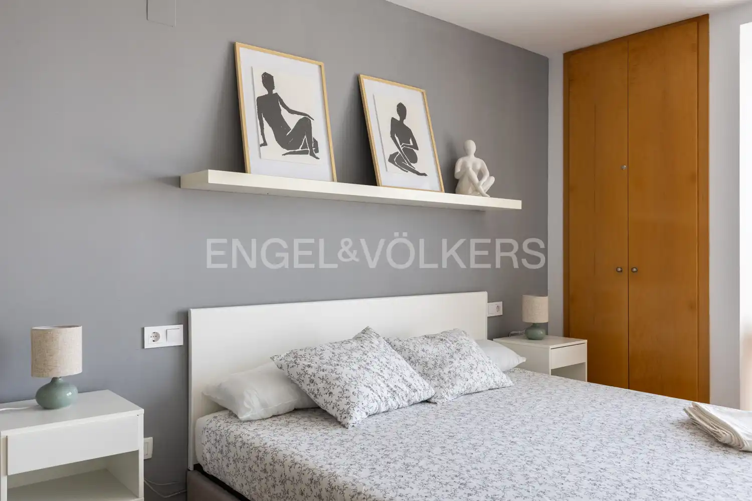 Dormitori de Àtic de lloguer en Valencia amb Aire condicionat, Calefacció i Parquet