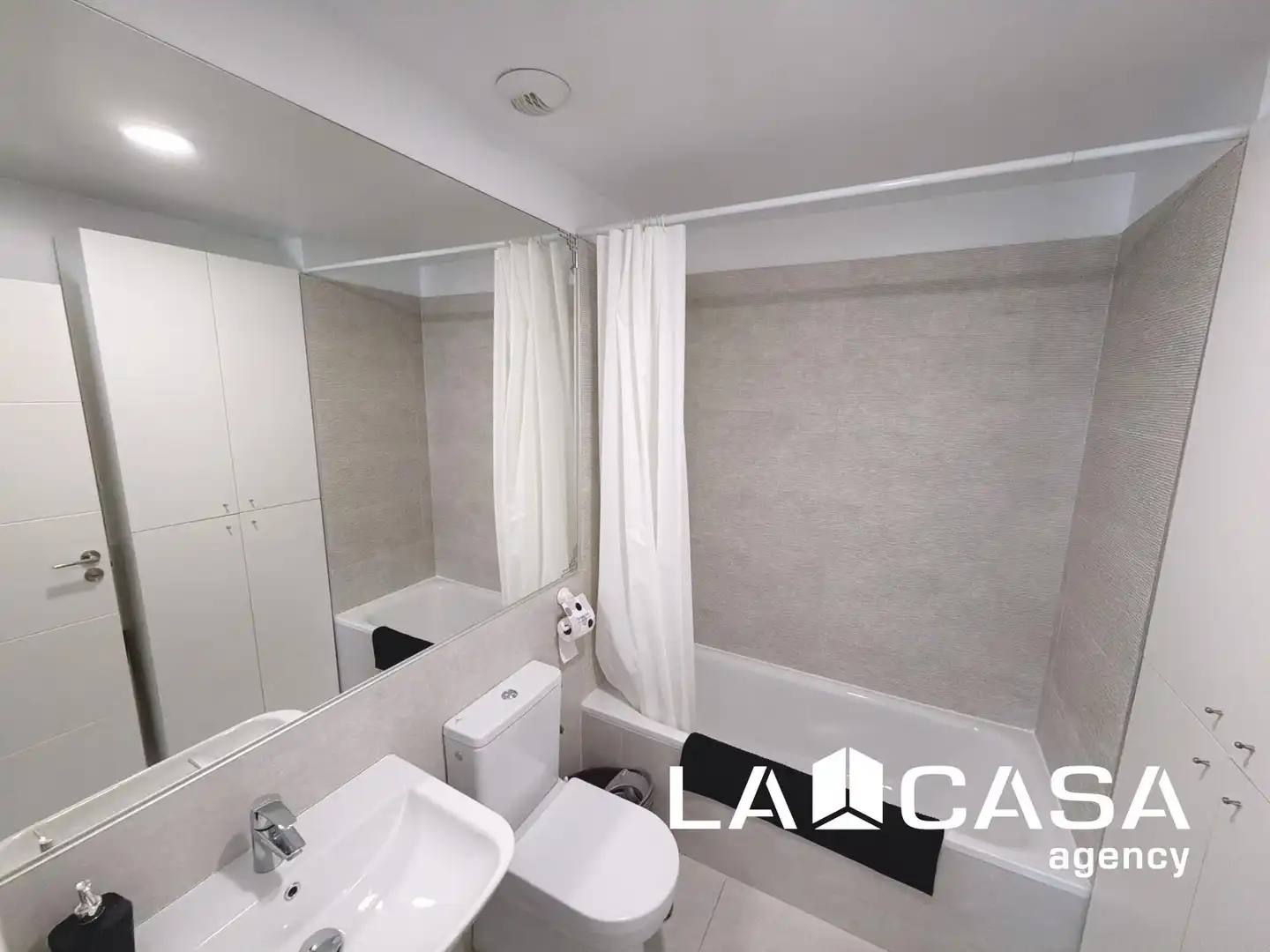 Casa a schiera in vendita a Entrenúcleos, imagen 39