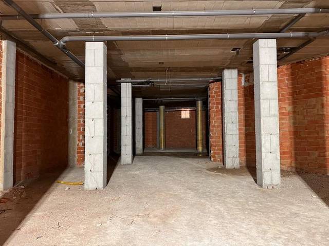 Local comercial en Alquiler en Calle LOMA LA en Antonio Machado