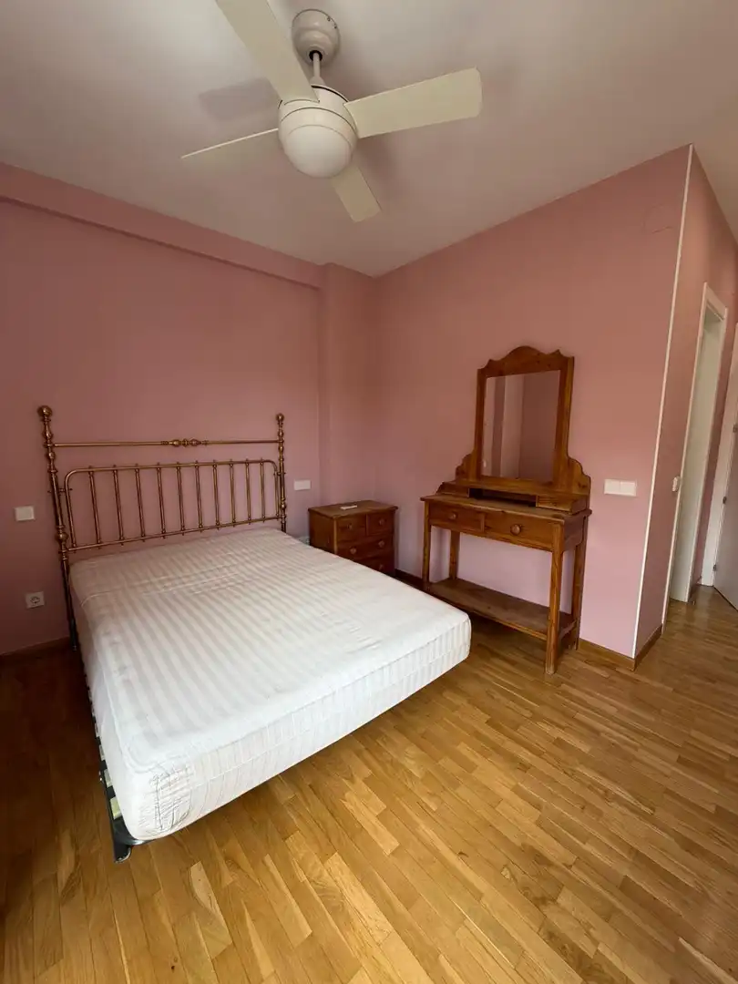 Habitación de Piso de alquiler en Madrid con Aire acondicionado, Calefacción y Parquet