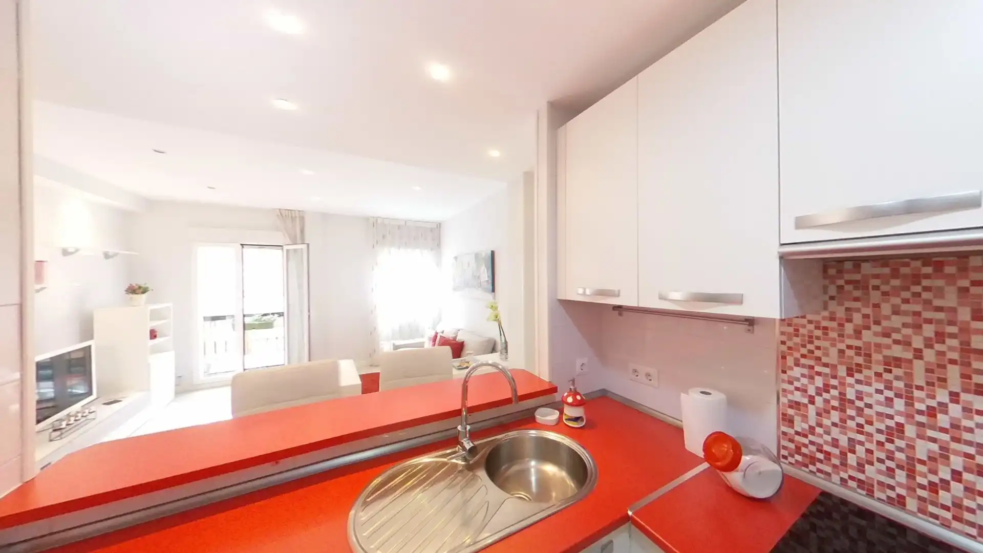 Flat for rent in Calle de las Peñuelas, Acacias