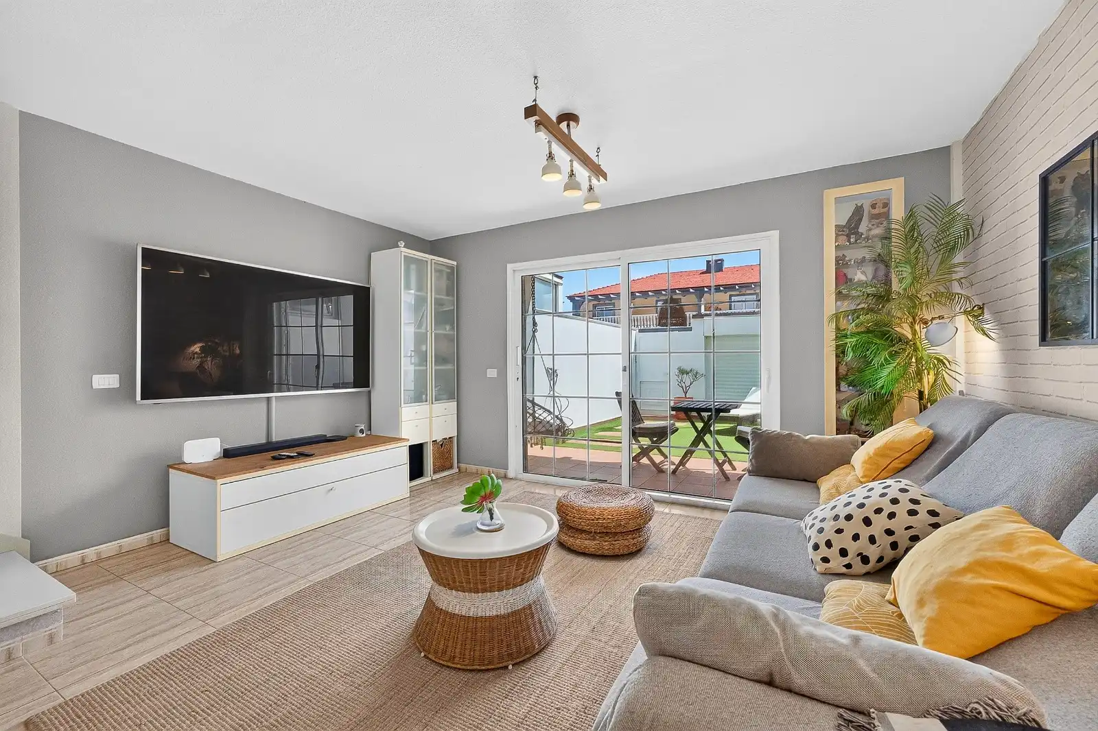 Sala de estar de Apartamento en venta en Granadilla de Abona con Terraza, Amueblado y Horno