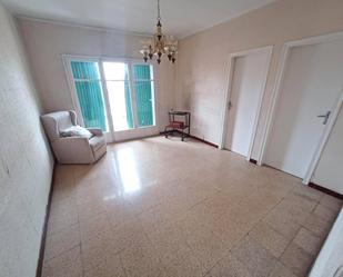 Living room of Flat for sale in L'Hospitalet de Llobregat  with Balcony