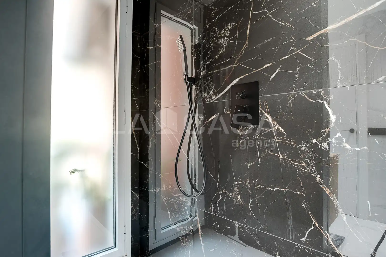 Baño de Piso en venta en Barcelona con Balcón