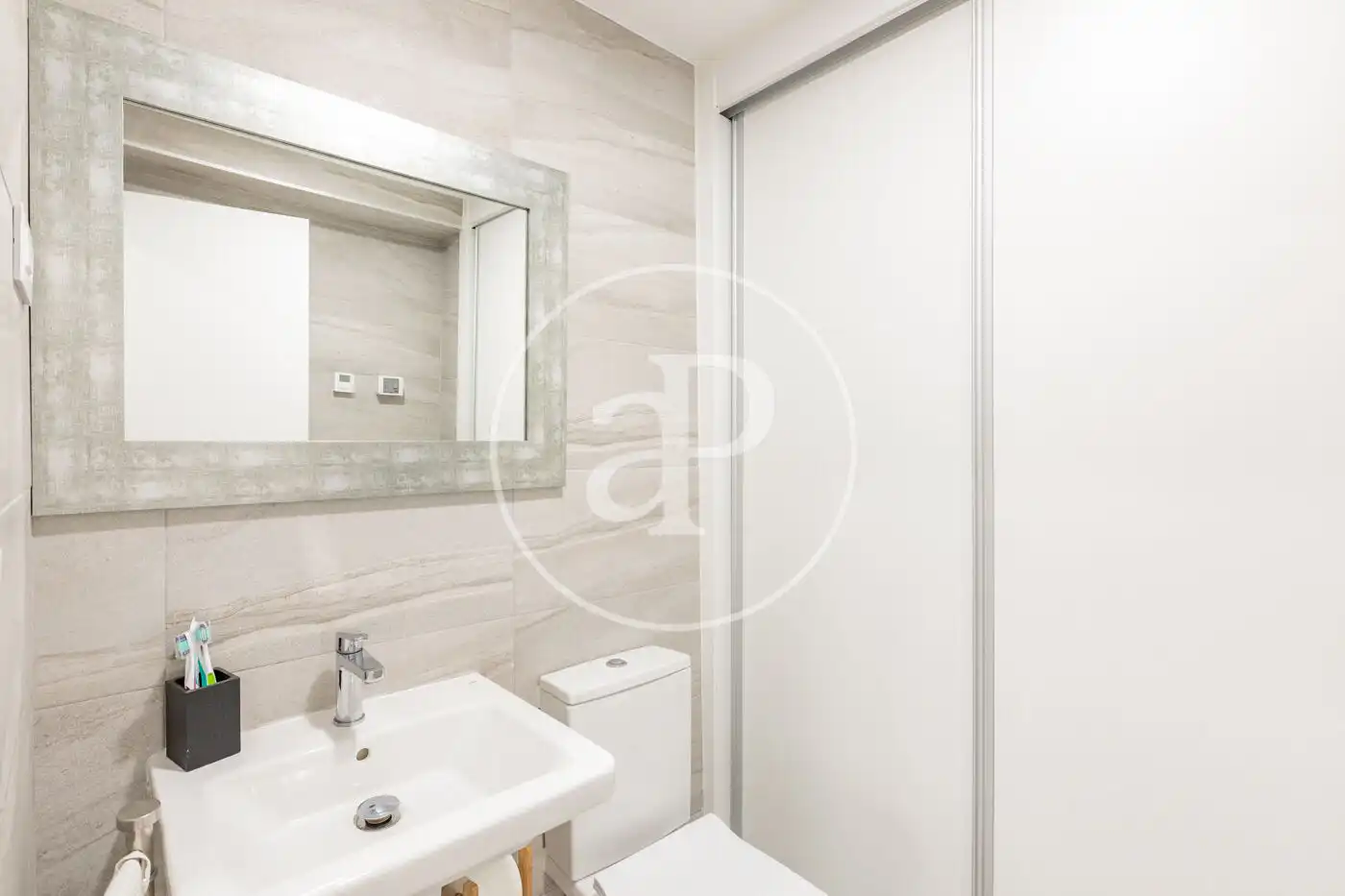 Bany de Loft en venda en San Sebastián de los Reyes amb Aire condicionat, Calefacció i Jardí privat