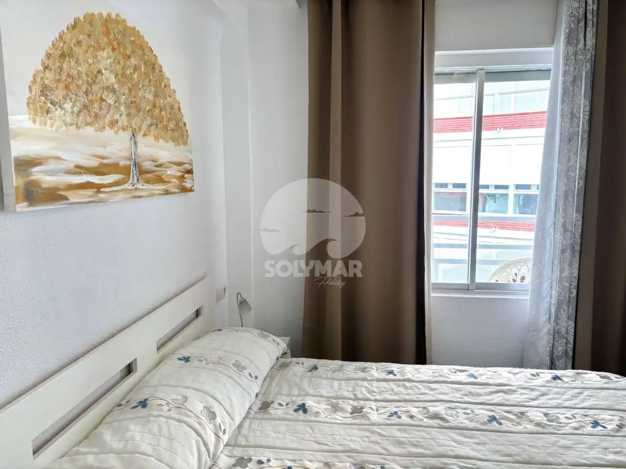 Habitación de Piso de alquiler en Vélez-Málaga con Aire acondicionado, Terraza y Amueblado