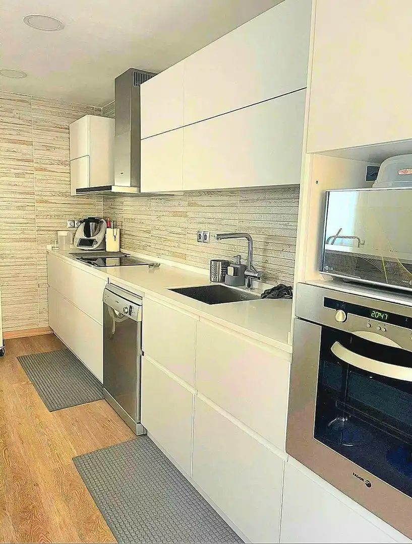 Cocina de Casa o chalet en venta en Calafell con Aire acondicionado, Calefacción y Jardín privado