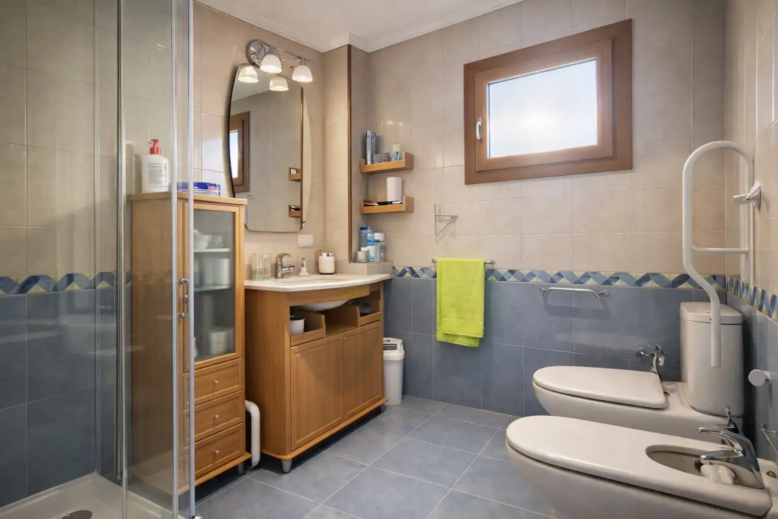 Baño de Casa o chalet en venta en Vigo  con Calefacción, Jardín privado y Parquet