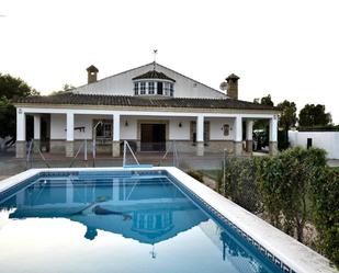 Piscina de Casa o xalet en venda en El Puerto de Santa María amb Aire condicionat, Jardí privat i Traster