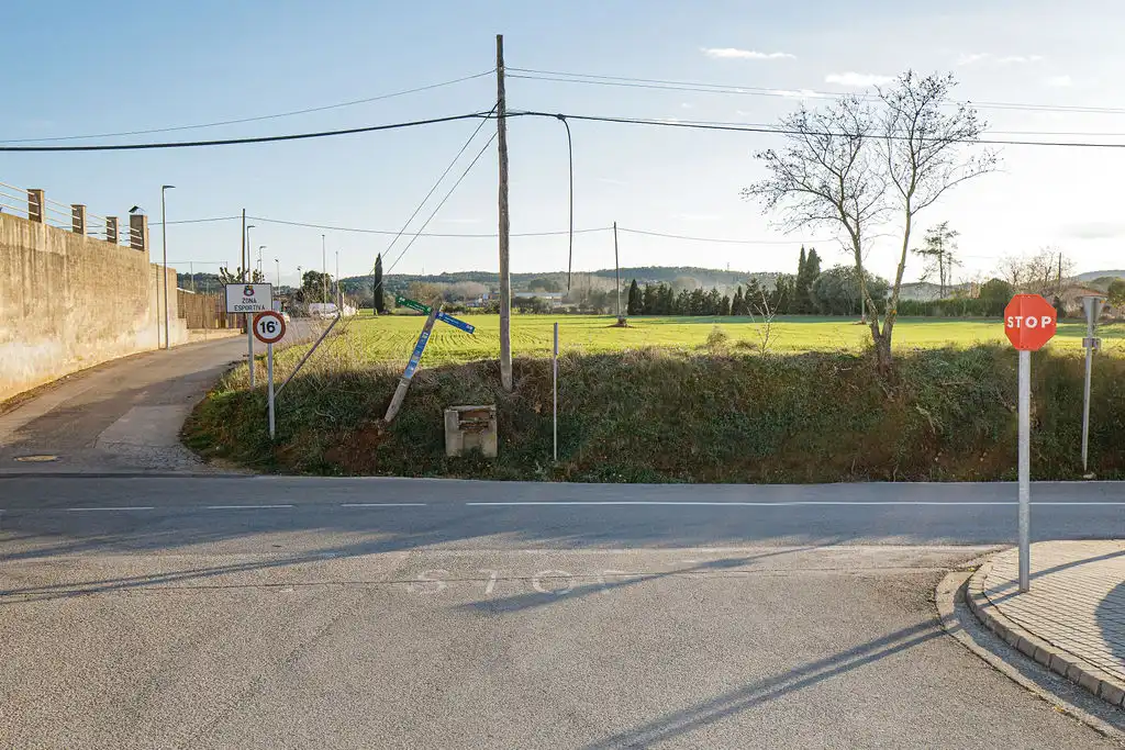 Garaje en venta en Av Alt Empordà, Bàscara