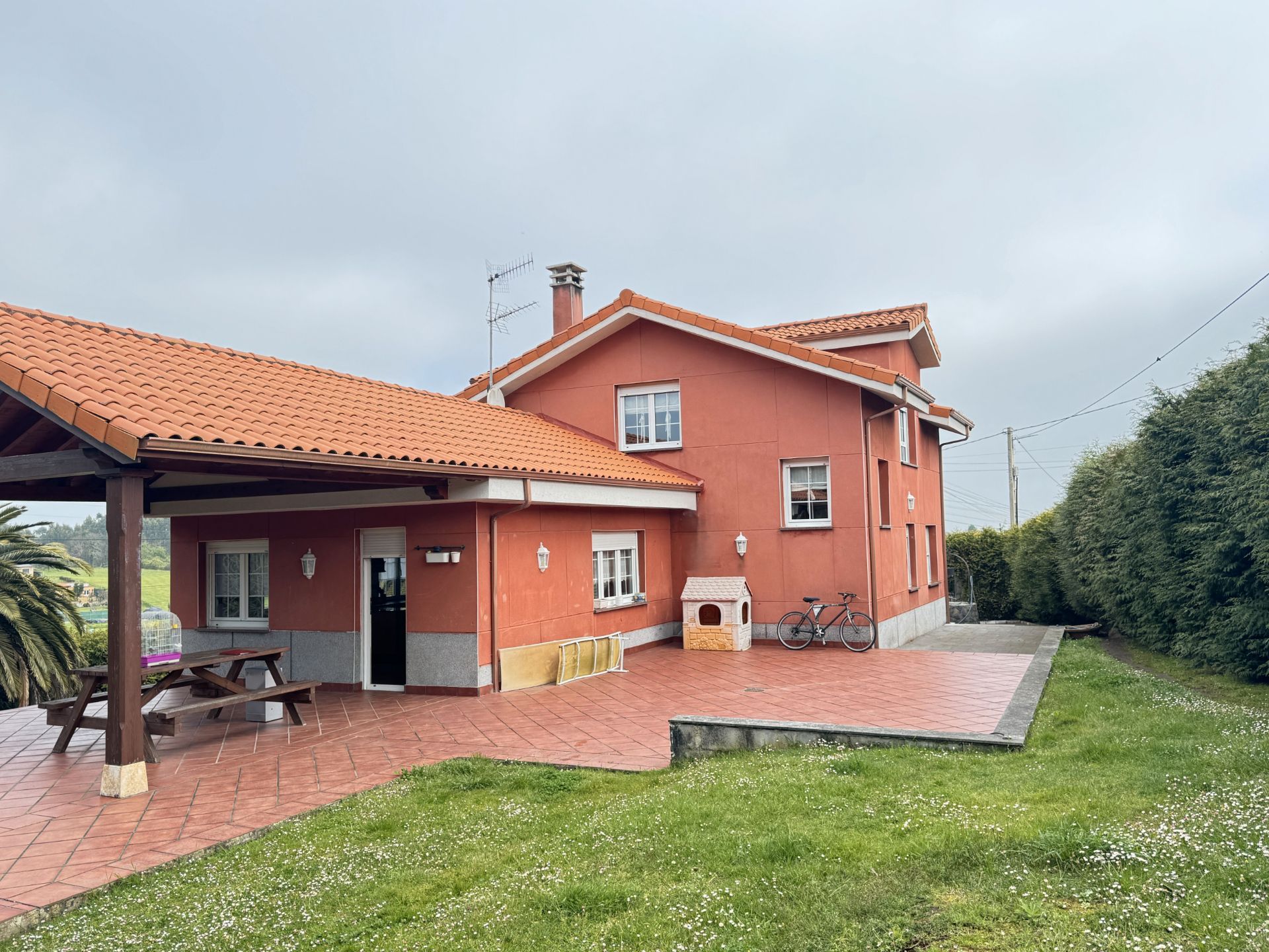Exterior view of House or chalet for sale in Illas  with Heating, Private garden and Parquet flooring