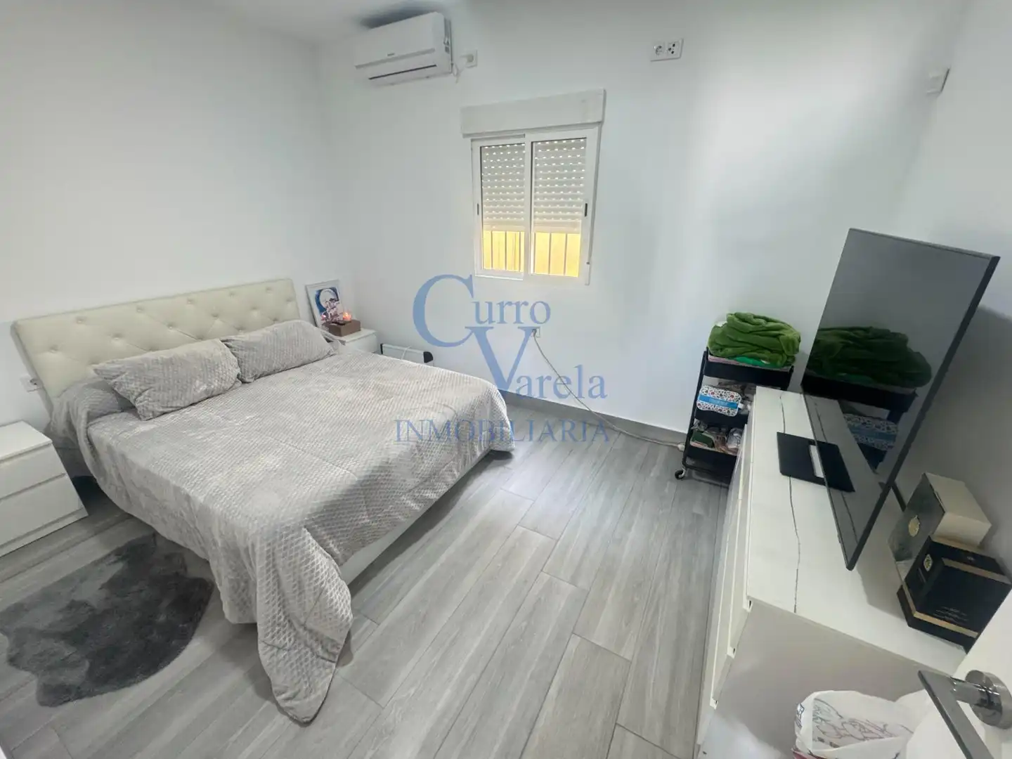 Habitación de Finca rústica en venta en Dos Hermanas con Aire acondicionado, Calefacción y Jardín privado