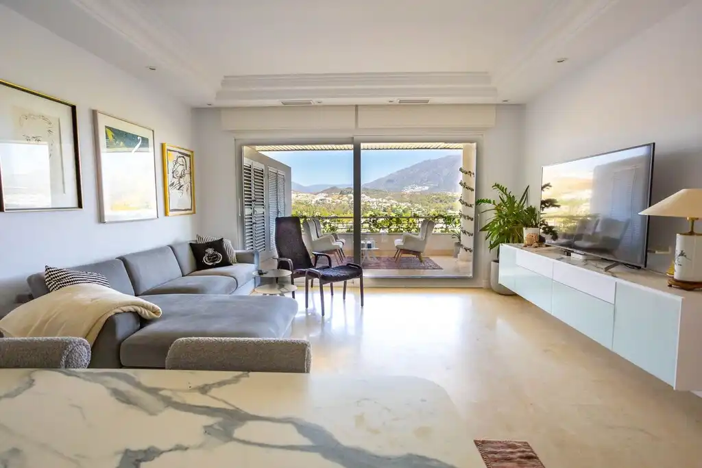 Apartament amb piscina en venda a Nueva Andalucía, imagen 4