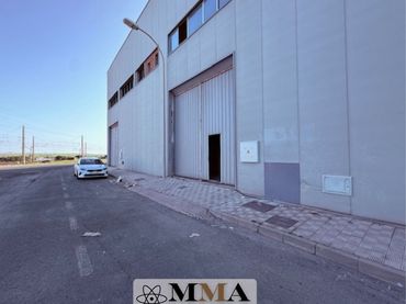 Nau industrial de lloguer a Calle el Cabezuelo 24