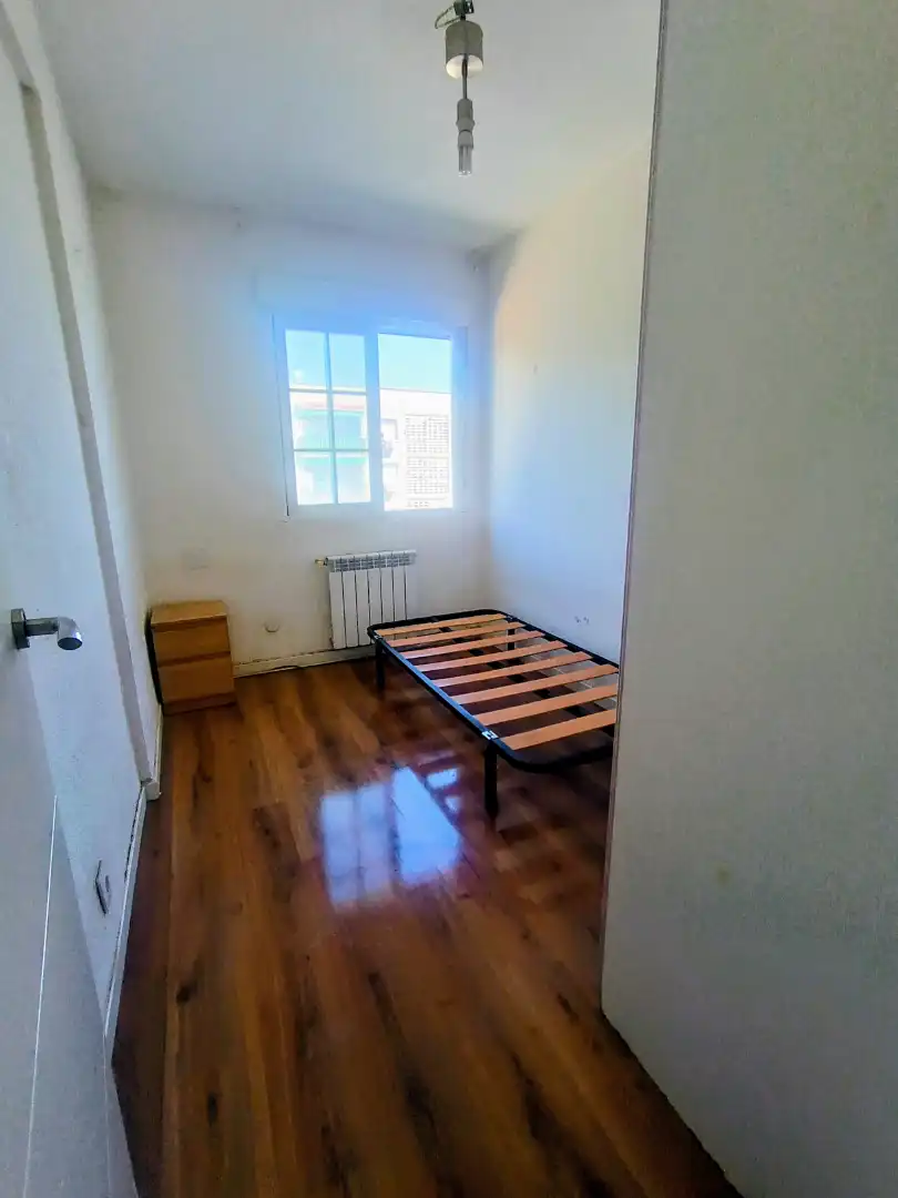 Dormitori de Pis en venda en Coslada amb Calefacció i Terrassa