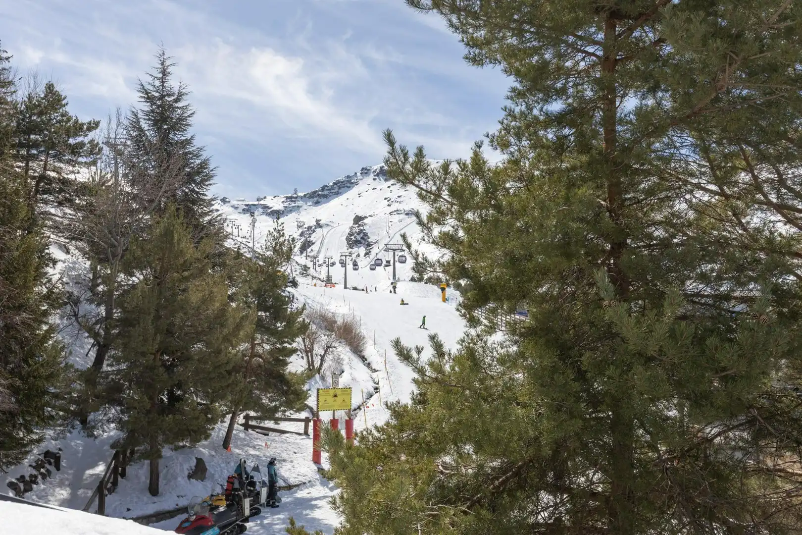 Vista exterior de Apartament en venda en Sierra Nevada amb Calefacció i Traster