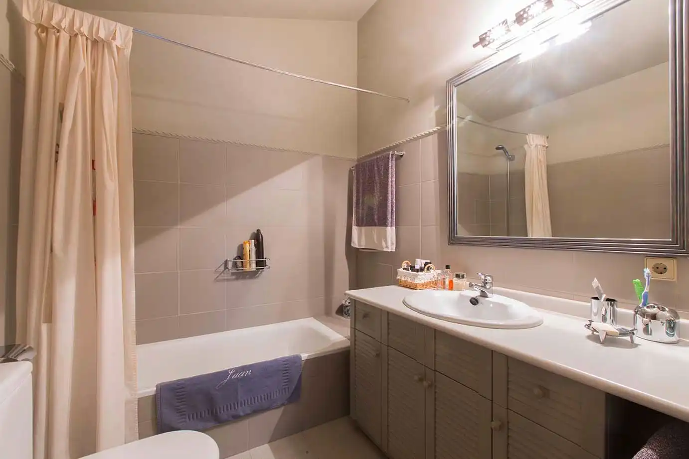 Baño de Casa o chalet en venta en Valle de Egüés / Eguesibar