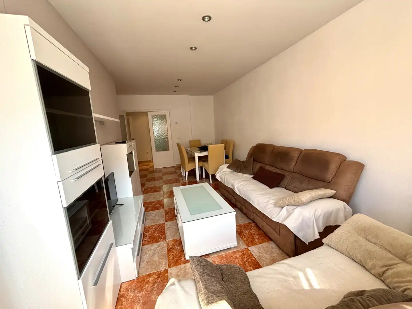 Sala d'estar de Pis de lloguer en Plasencia amb Aire condicionat, Calefacció i Moblat