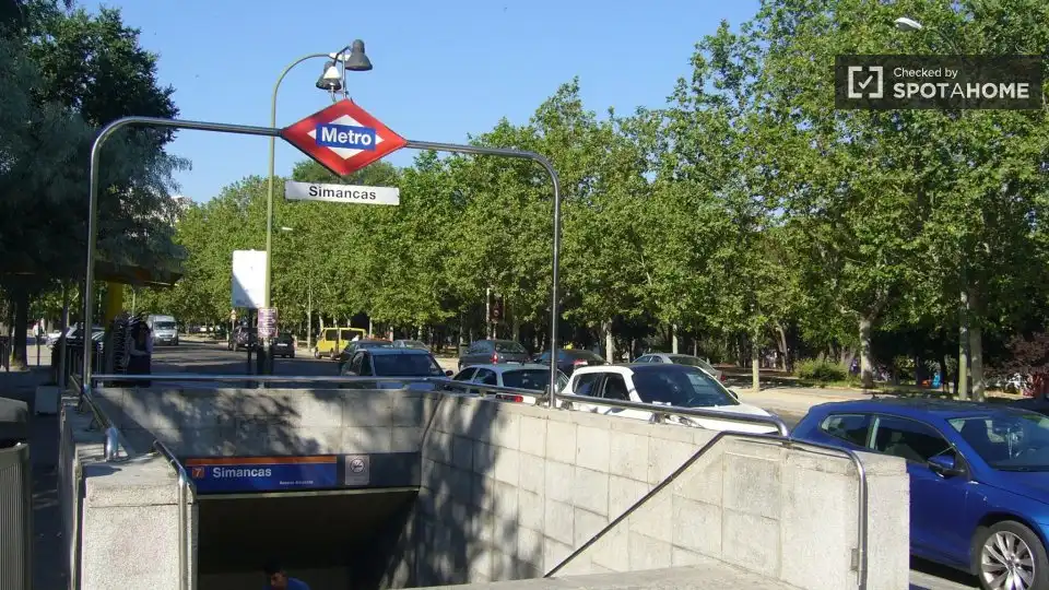 Vista exterior de Pis de lloguer en Madrid amb Aire condicionat, Calefacció i Moblat