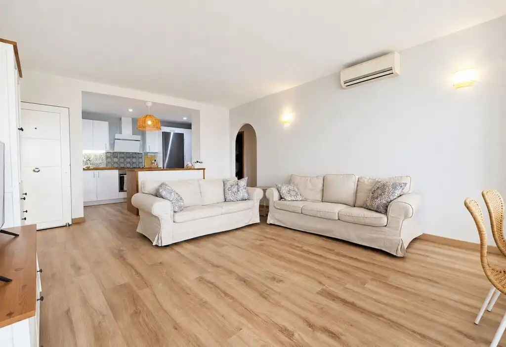 Sala de estar de Apartamento en venta en Benalmádena con Aire acondicionado, Jardín privado y Terraza