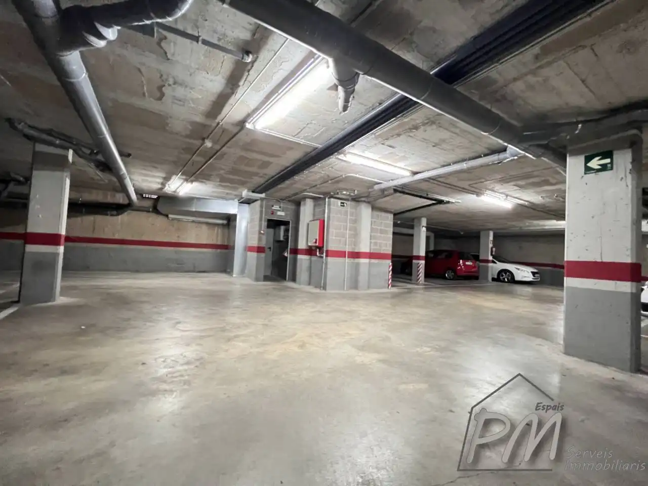 Parking of Garage for rent in Girona