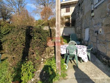 Casa amb jardí en venda a Coles