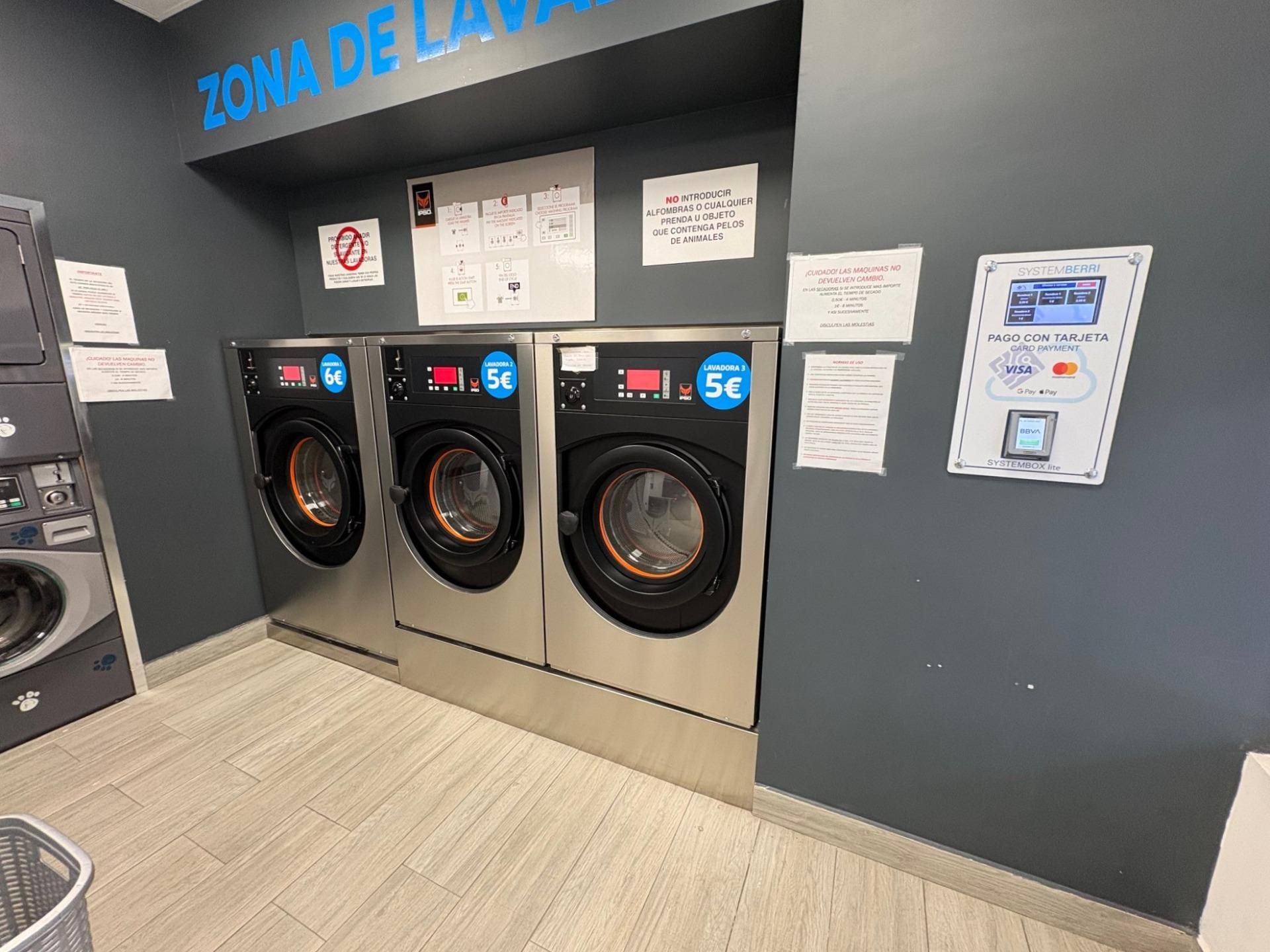 Local de lloguer a Paseo de la Estación, El Rosón - Kelvinator