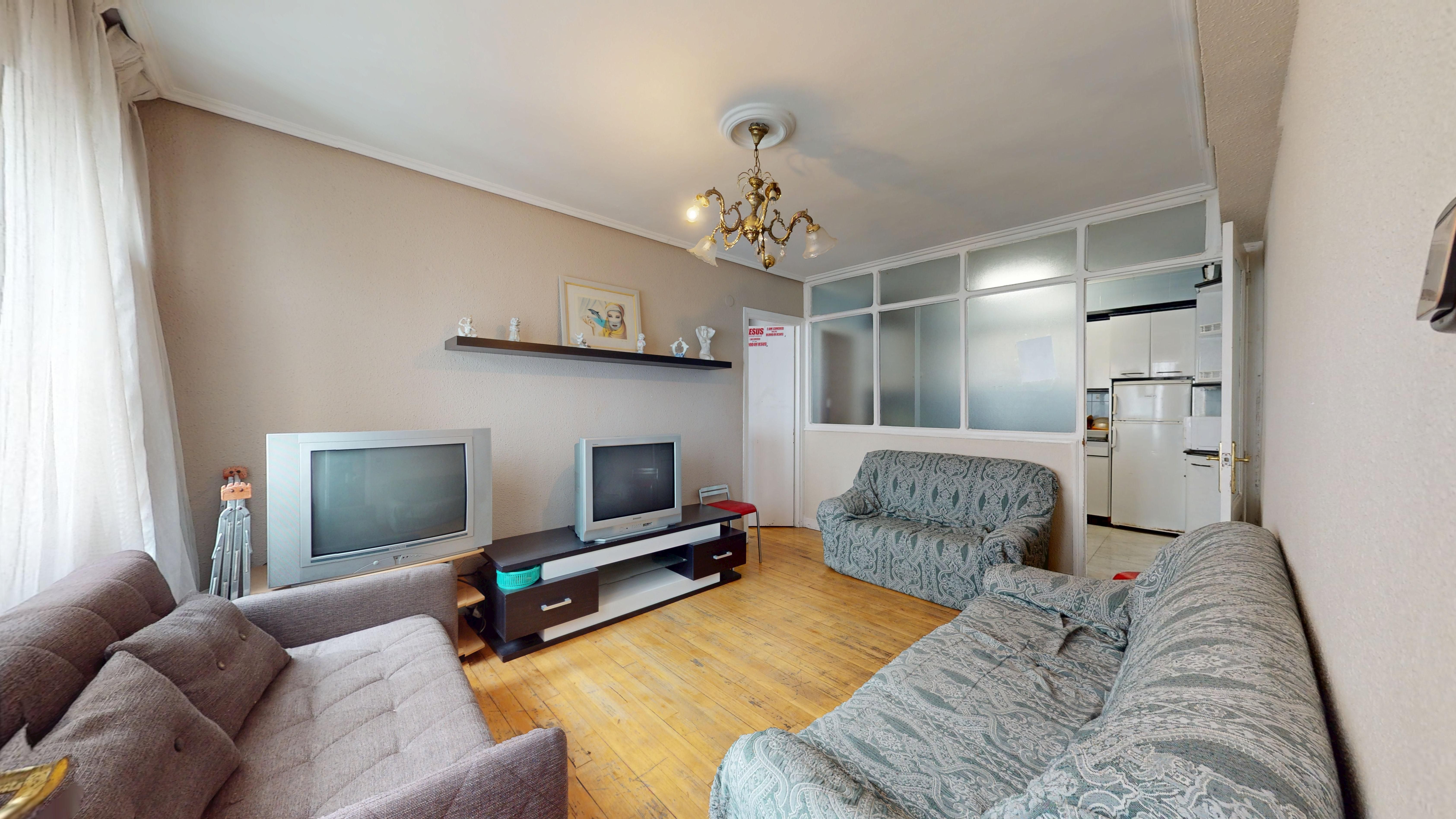 Living room of Flat for sale in Bilbao   with Heating