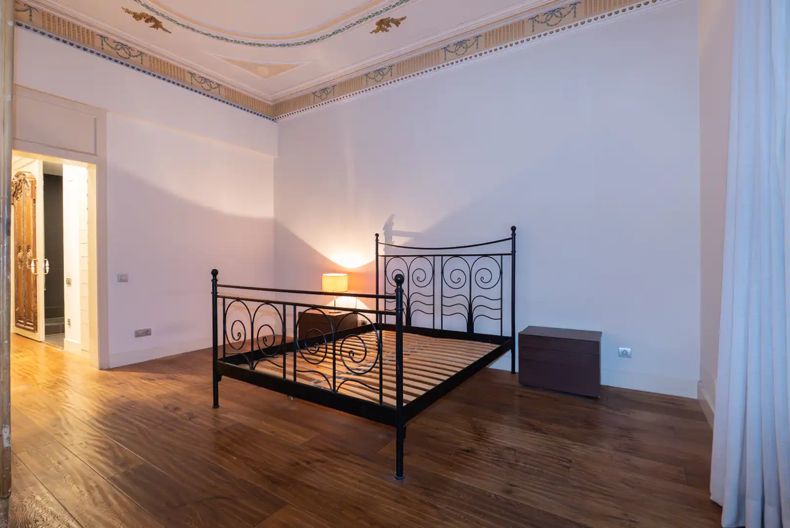 Bedroom of Flat for sale in Barcelona  with Air Conditioner, Heating and Parquet flooring