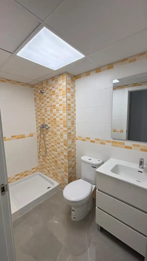 Baño de Planta baja de alquiler en Ceutí