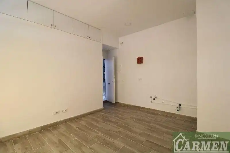 Local comercial de lloguer a Santiago - Coronación, imagen 5