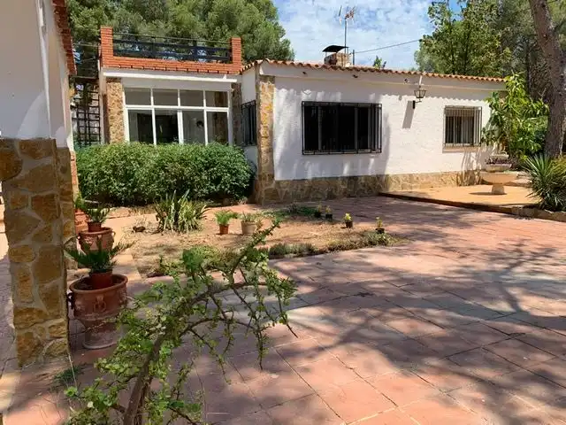 Casa o chalet de alquiler en Olocau, Valencia