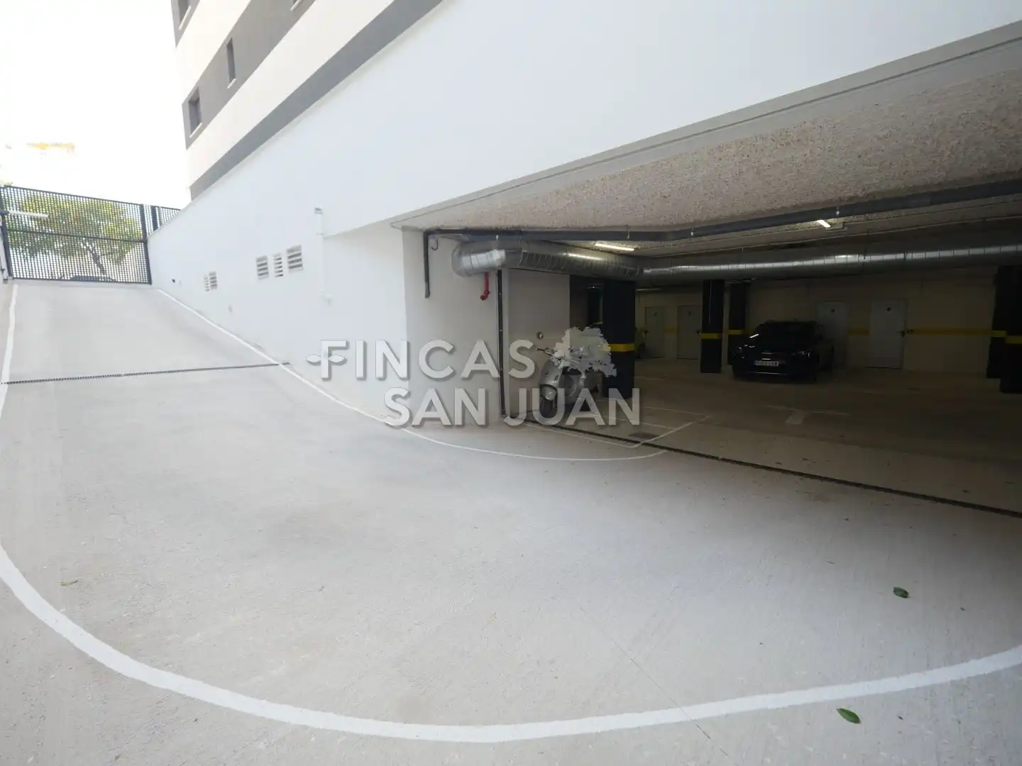 Parking de Piso en venta en Sant Joan d'Alacant con Aire acondicionado, Calefacción y Terraza