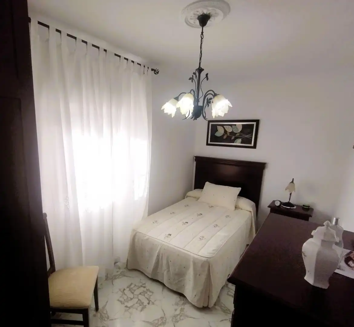 Habitación de Ático en venta en San Fernando con Aire acondicionado y Terraza