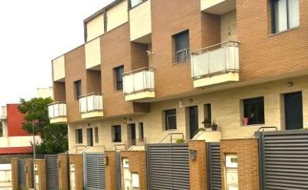 Foto 5 de Casa adosada en venta en Fondo Somella, Vilanova i la Geltrú