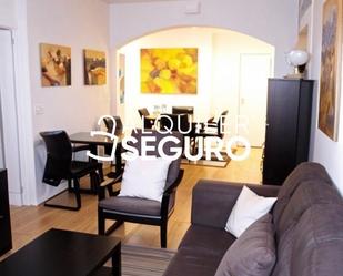 Living room of Flat to rent in  Madrid Capital  with Heating and Furnished