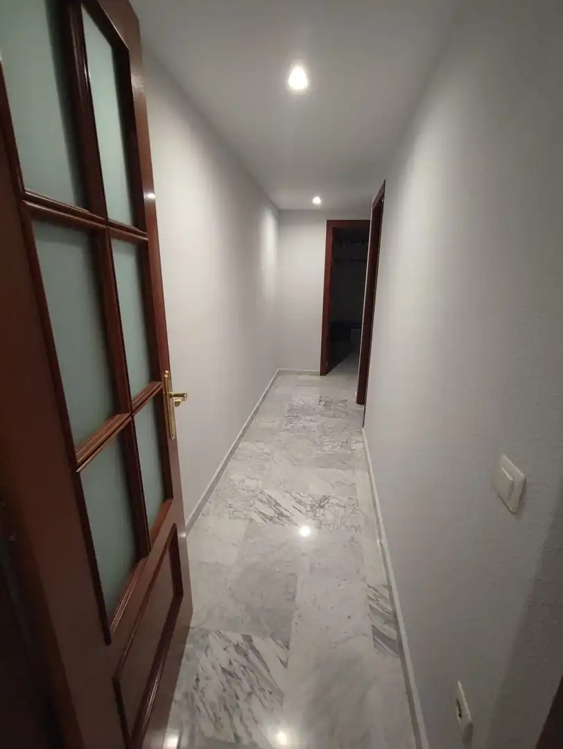 Piso de alquiler en Sevilla con Aire acondicionado, Calefacción y Horno