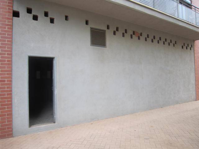 Local comercial en Alquiler en Calle JOAQUIN GARCIA GIRONA en Estación - Universidad