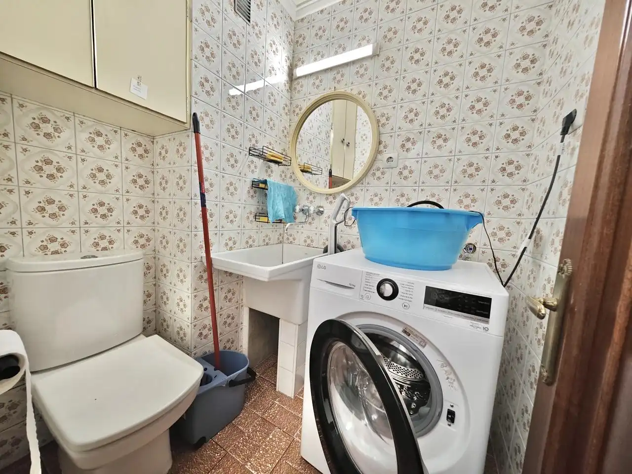 Bathroom of Flat for sale in Carreño, Asturias