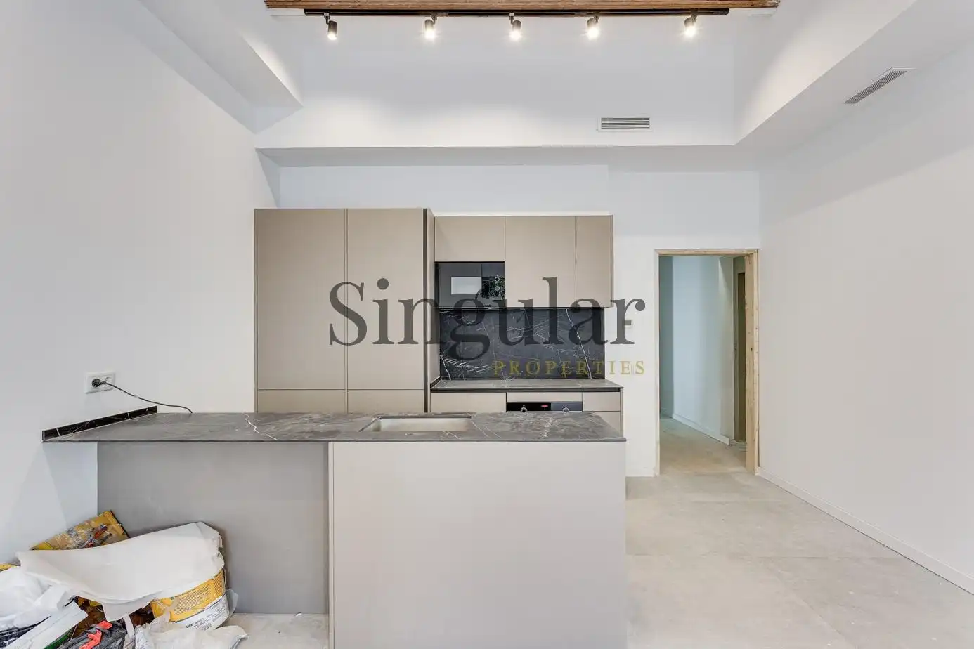 Cocina de Dúplex en venta en Barcelona con Aire acondicionado, Calefacción y Jardín privado