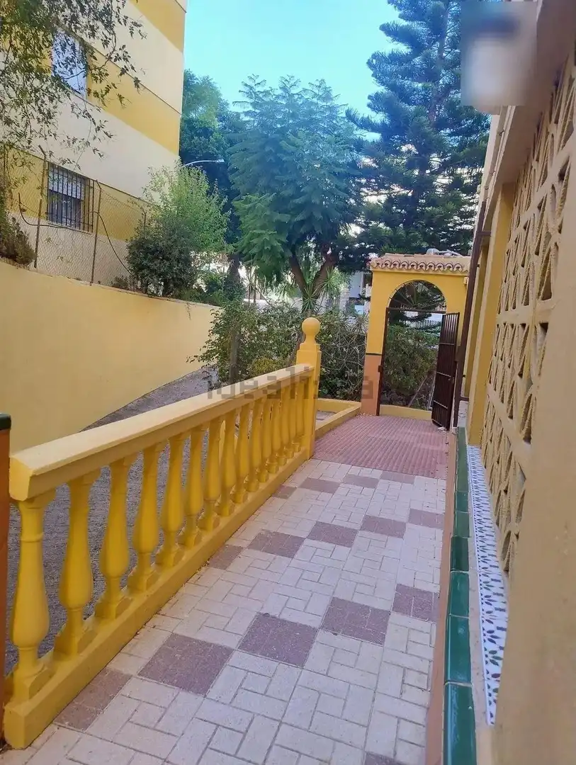 Vista exterior de Pis en venda en Ciudad Jardín