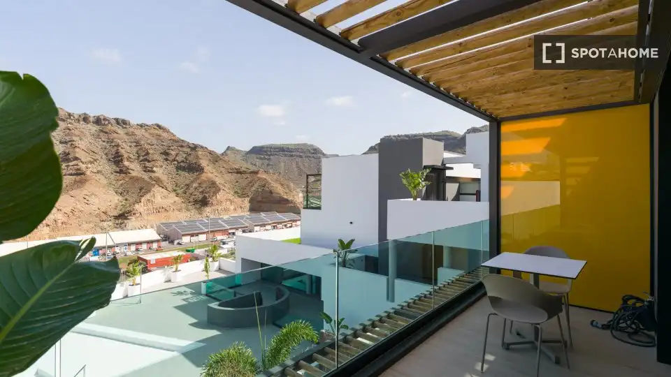 Terrasse von Wohnungen zur untervermieten in Mogán mit Klimaanlage, Heizung und Terrasse