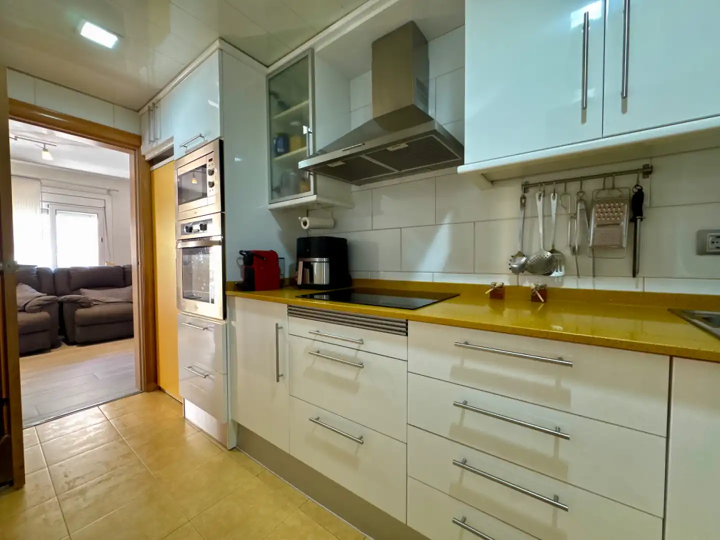 Cocina de Planta baja en venta en Sant Boi de Llobregat con Aire acondicionado y Balcón