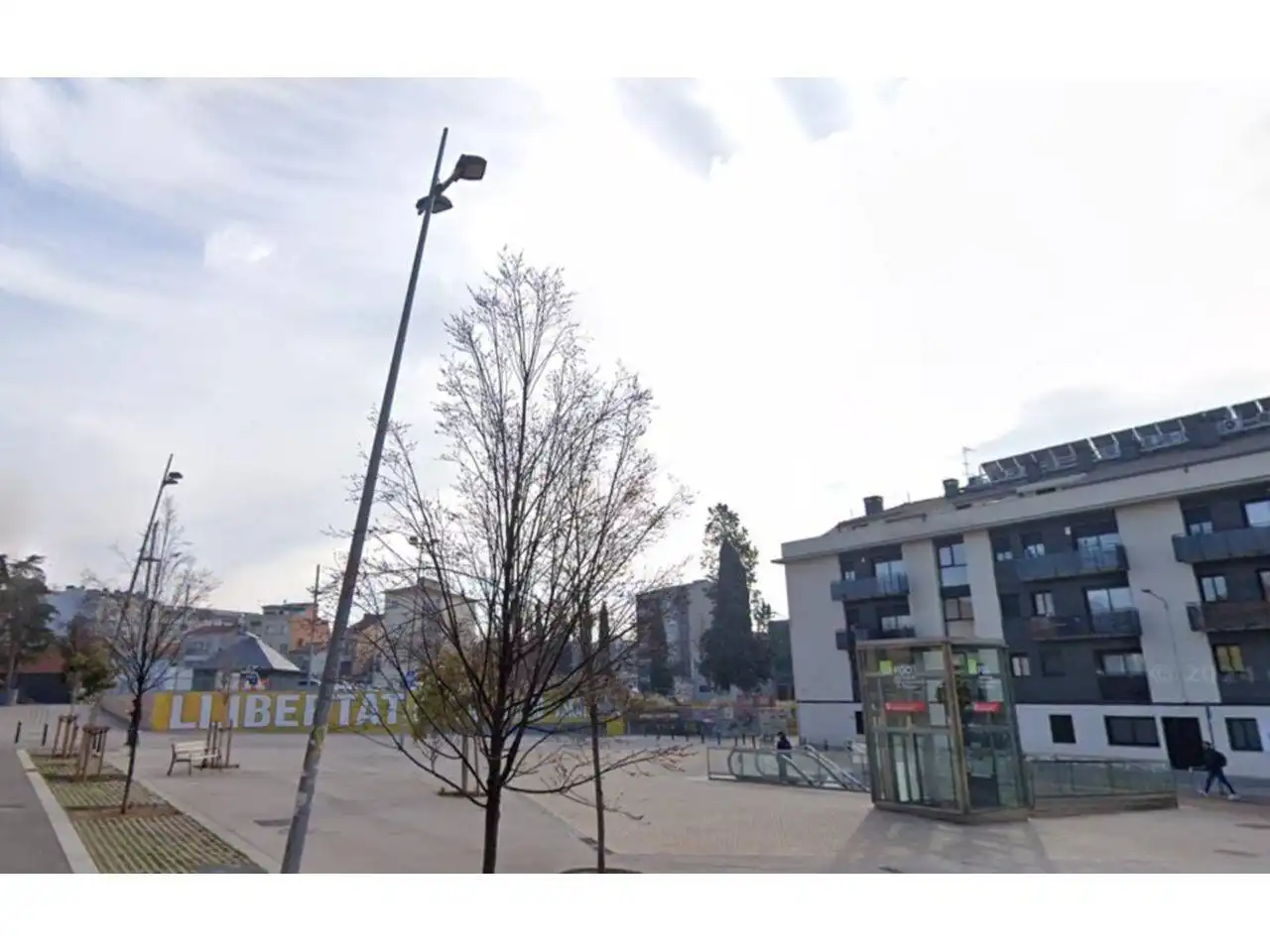 Parking of Flat for sale in Sabadell  with Air Conditioner, Private garden and Parquet flooring
